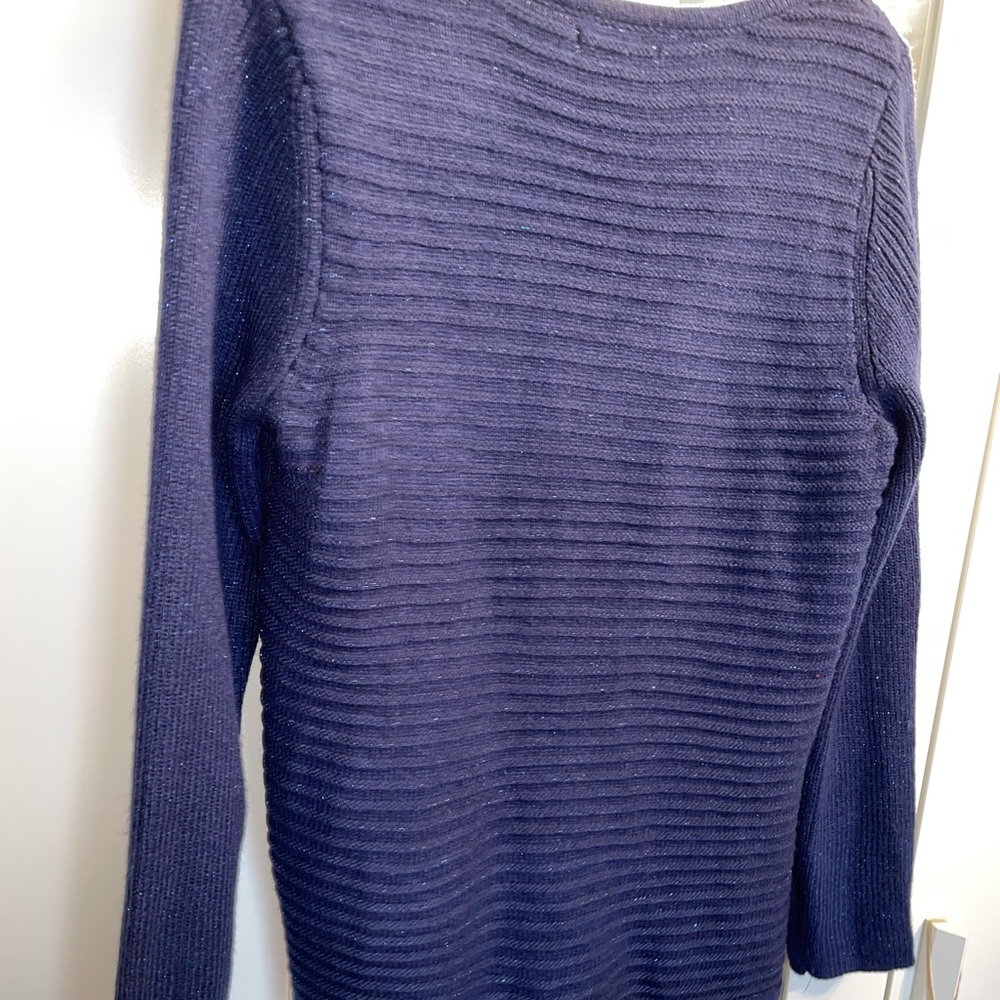 Sweater - Picture 8 of 11
